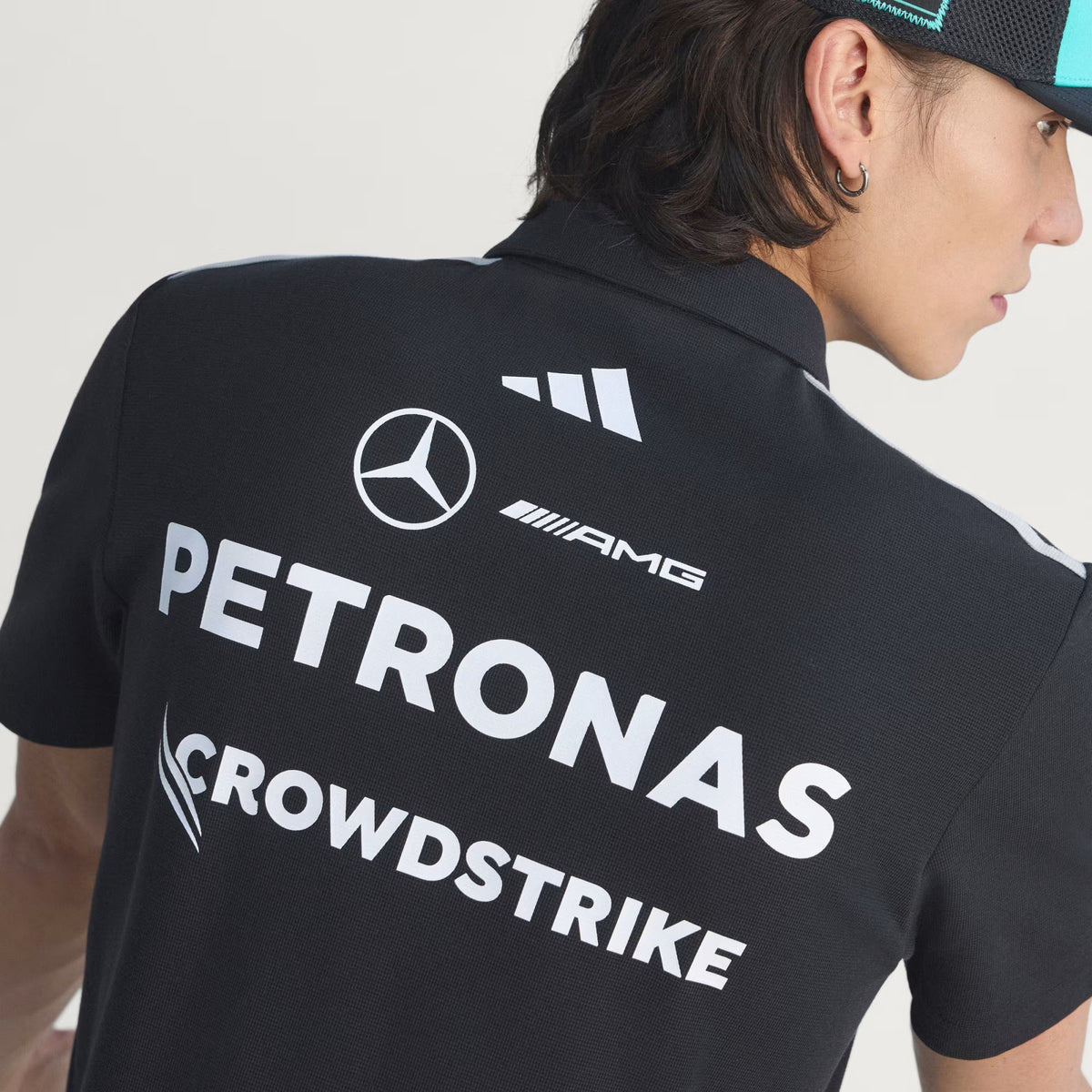 Polo Oficial Adidas Mercedes-AMG Petronas F1 2026 (Negra)