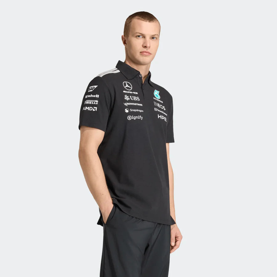 Polo Oficial Adidas Mercedes-AMG Petronas F1 2026 (Negra)